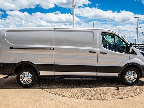 New 2024 Ford Transit 250 Low Roof image 5