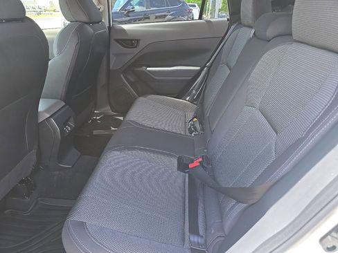 Used 2024 Subaru Crosstrek 2.0i Premium image 23