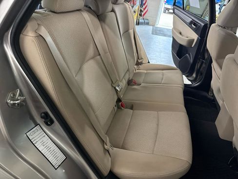 Used 2017 Subaru Outback 2.5i Premium AWD/4WD image 52