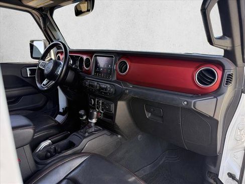 Used 2022 Jeep Gladiator Rubicon w/ LED Lighting Group AWD/4WD image 12