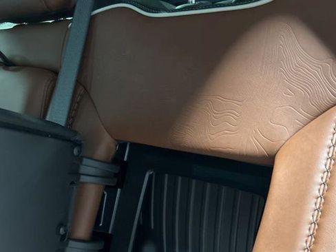 New 2025 GMC Sierra 2500 Denali Ultimate image 17