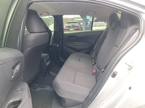 Used 2023 Toyota Corolla LE image 13