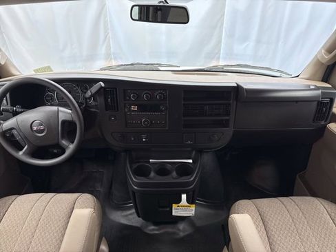 New 2026 GMC Savana 2500 w/ Driver Convenience Package RWD image 21