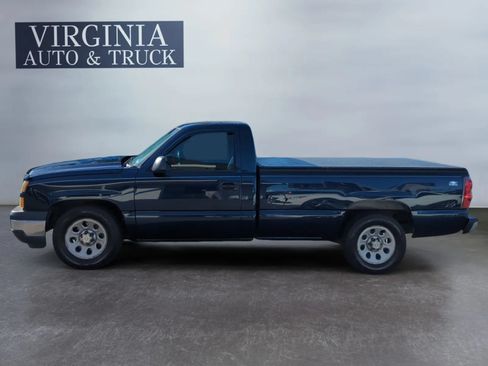 Used 2007 Chevrolet Silverado 1500 W/T RWD image 2