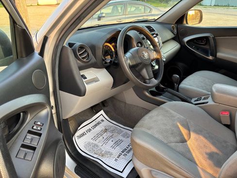 Used 2011 Toyota RAV4 4WD w/ Base L4 Extra Value Pkg image 2