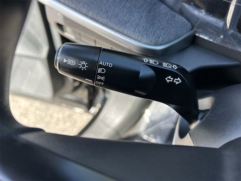 New 2026 Nissan Kicks SV image 33