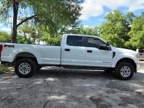 Used 2017 Ford F250 XL w/ STX Appearance Package AWD/4WD image 5