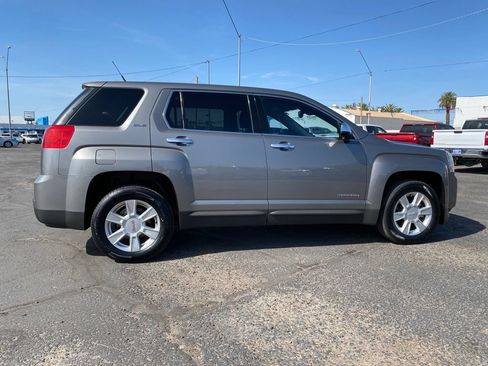 Used 2012 GMC Terrain SLE w/ LPO, Chrome Package FWD image 5