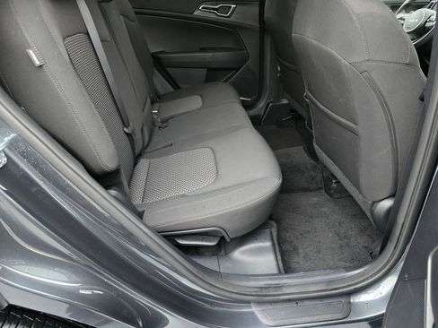 Certified 2024 Kia Sportage LX image 18