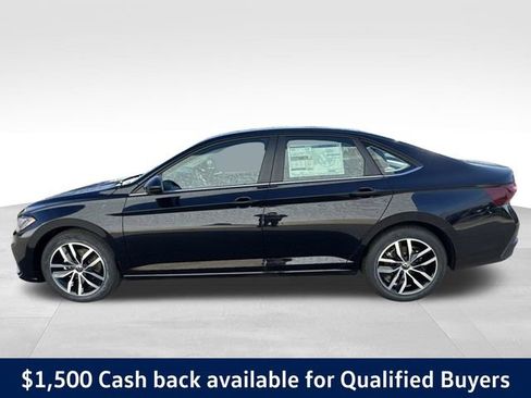 New 2026 Volkswagen Jetta SE FWD image 2