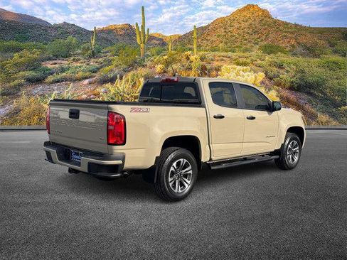 Used 2022 Chevrolet Colorado Z71 image 4