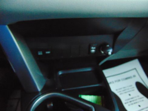 Used 2018 Toyota RAV4 XLE w/ Plus Extra Value Package image 25