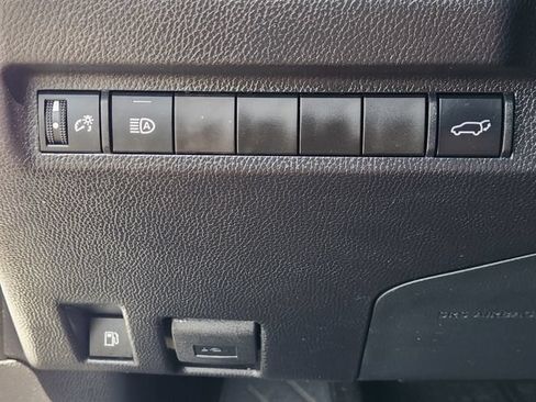 Used 2025 Toyota RAV4 XLE w/ Convenience Package AWD/4WD image 21