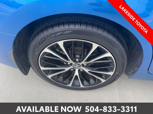 Used 2020 Toyota Camry SE FWD image 13