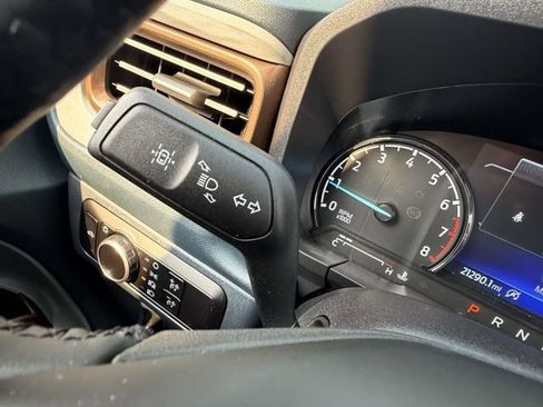 Used 2024 Ford Maverick Lariat w/ 4K Tow Package AWD/4WD image 29