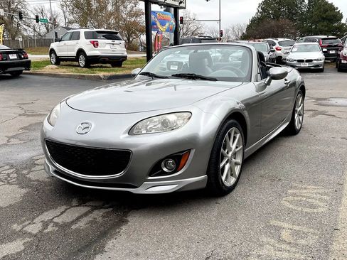 Used 2010 MAZDA MX-5 Miata Grand Touring w/ Premium Pkg image 3