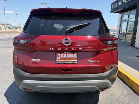 Used 2021 Nissan Rogue SV AWD/4WD image 7