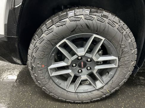 New 2026 GMC Terrain AT4 w/ Convenience Package III image 70
