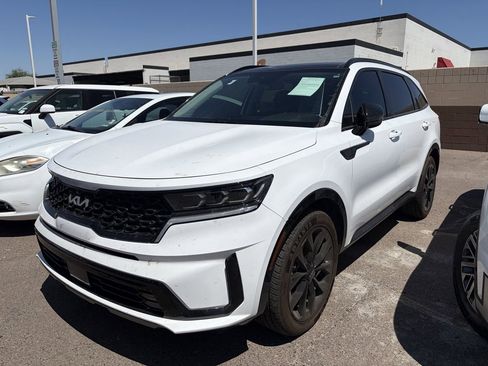Used 2023 Kia Sorento SX FWD image 3