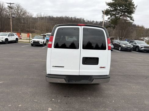 Used 2017 Chevrolet Express 3500 LT w/ LT Preferred Equipment Group image 7