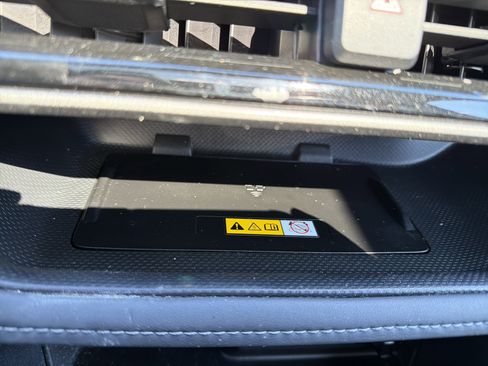 Used 2024 Toyota Highlander XLE image 21