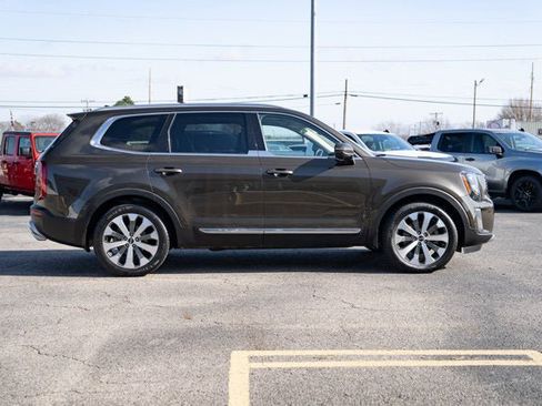 Used 2021 Kia Telluride EX w/ EX Premium Package image 6