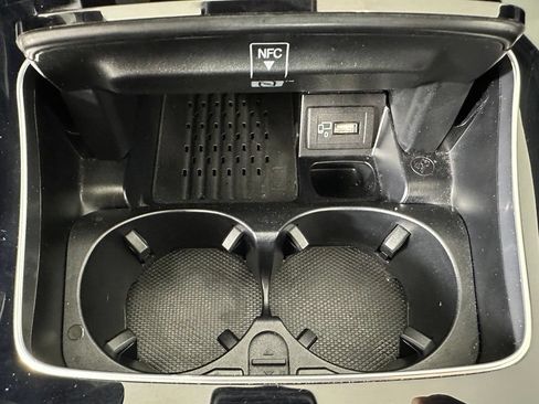 Used 2019 Mercedes-Benz E 63 AMG S image 29