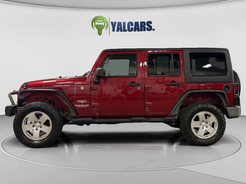 Used 2011 Jeep Wrangler Unlimited Sahara w/ Connectivity Group image 2