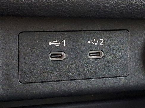 Used 2024 Nissan Rogue S image 25