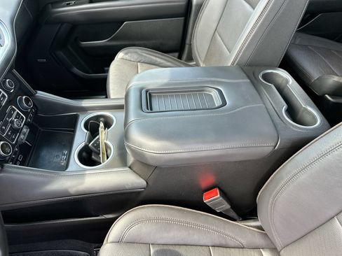 Used 2023 Chevrolet Tahoe High Country AWD/4WD image 21