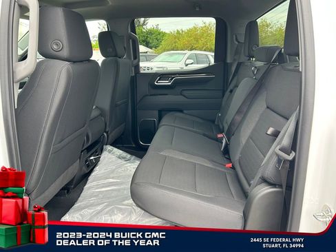 New 2026 GMC Sierra 1500 Elevation image 11