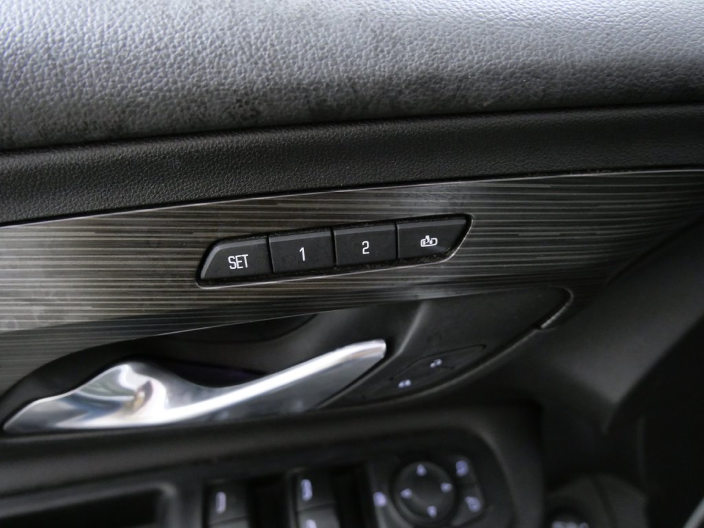 Used 2019 GMC Terrain SLT w/ Preferred Package AWD/4WD image 15