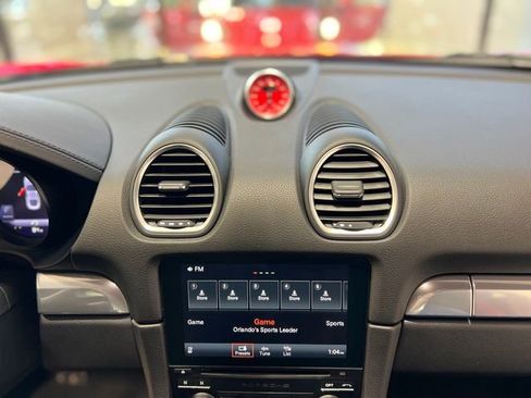 Used 2024 Porsche 718 Cayman S w/ Premium Package image 22