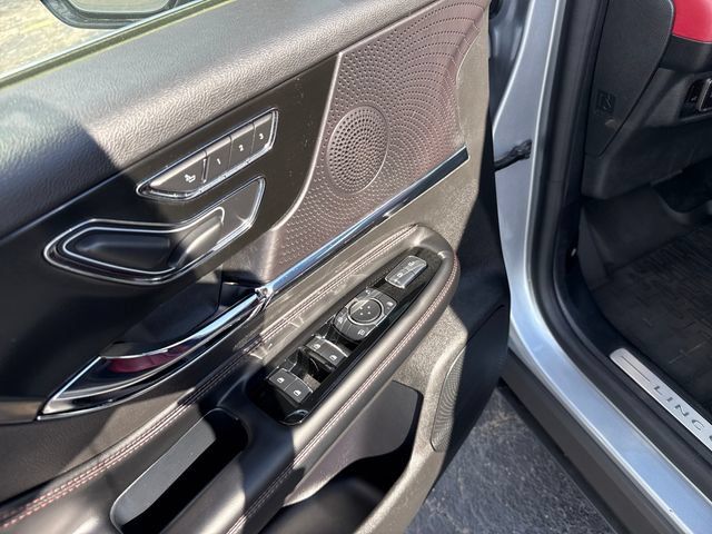 Certified 2023 Lincoln Corsair Reserve w/ Equipment Group 201A AWD/4WD image 14