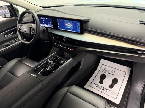 Used 2025 Nissan Murano SL AWD/4WD image 22