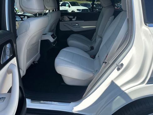 New 2026 Mercedes-Benz GLS 450 4MATIC image 23