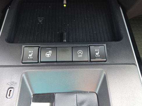Certified 2026 Toyota Corolla Cross XLE w/ Convenience Package AWD/4WD image 25