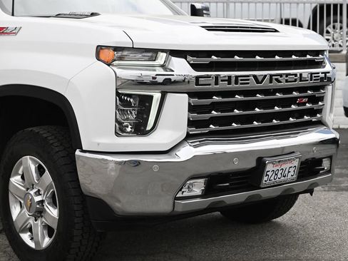 Used 2021 Chevrolet Silverado 2500 LTZ w/ LTZ Premium Package AWD/4WD image 10