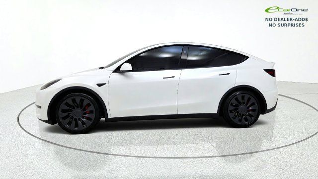Used 2025 Tesla Model Y Performance AWD/4WD image 5