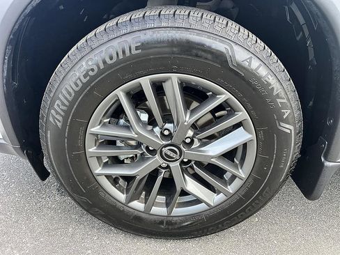 Certified 2024 Nissan Rogue S FWD image 9