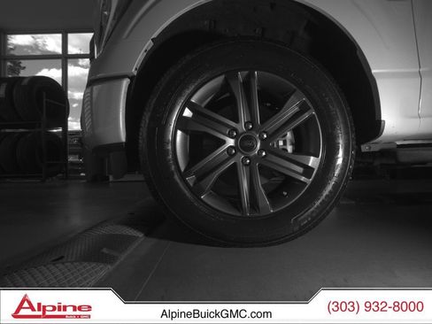 Used 2022 Ford F150 XLT w/ Equipment Group 302A High AWD/4WD image 9