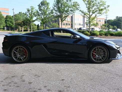 Used 2024 Chevrolet Corvette Z06 image 10