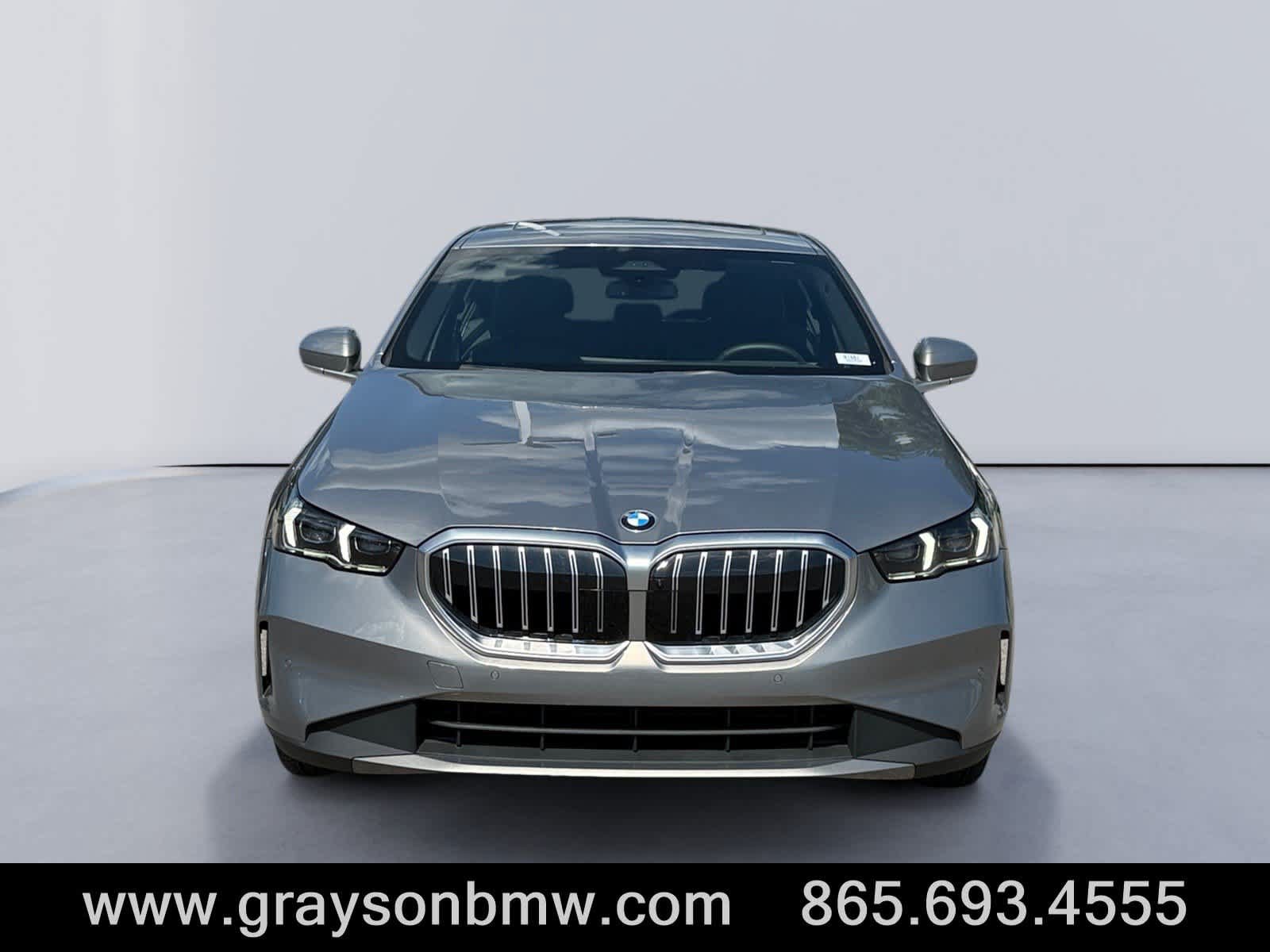 Used 2026 BMW 540i xDrive w/ Premium Package AWD/4WD image 8