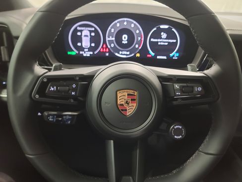 New 2026 Porsche Cayenne image 16