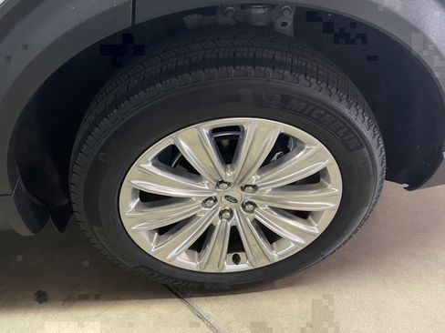 Certified 2021 Ford Explorer Limited w/ Equipment Group 301A image 21