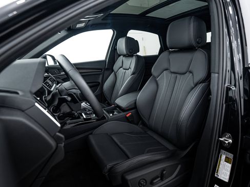 Certified 2025 Audi Q5 2.0T Premium image 15