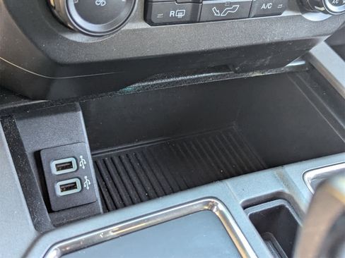 Used 2018 Ford F150 Raptor w/ Equipment Group 801A Mid image 28