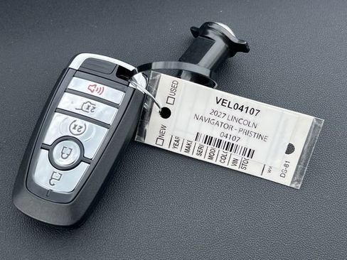 New 2027 Lincoln Navigator Reserve AWD/4WD image 37