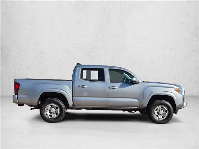 Used 2022 Toyota Tacoma SR AWD/4WD image 4