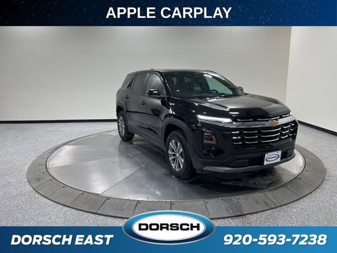 Used 2025 Chevrolet Equinox LT AWD/4WD image 3
